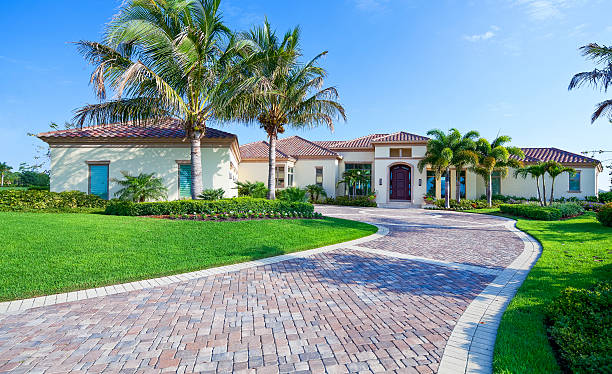 Best Best Driveway Pavers  in Kingsville, TX